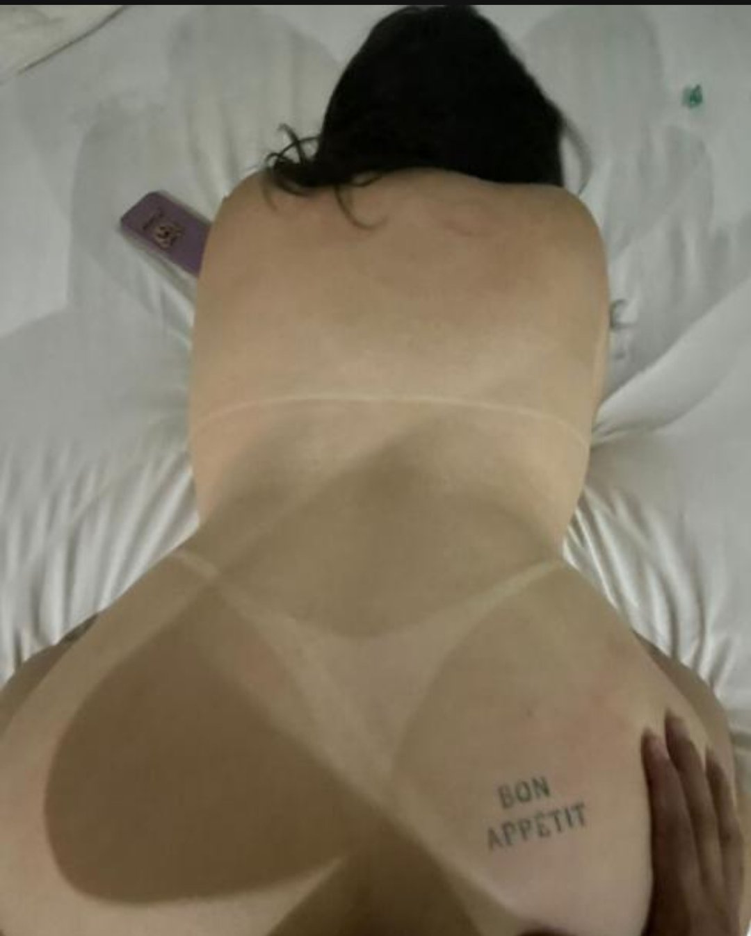 BON APPETTIT - FERNANDA LEÃO PARAENSE SAFADA #H2mVcOQK