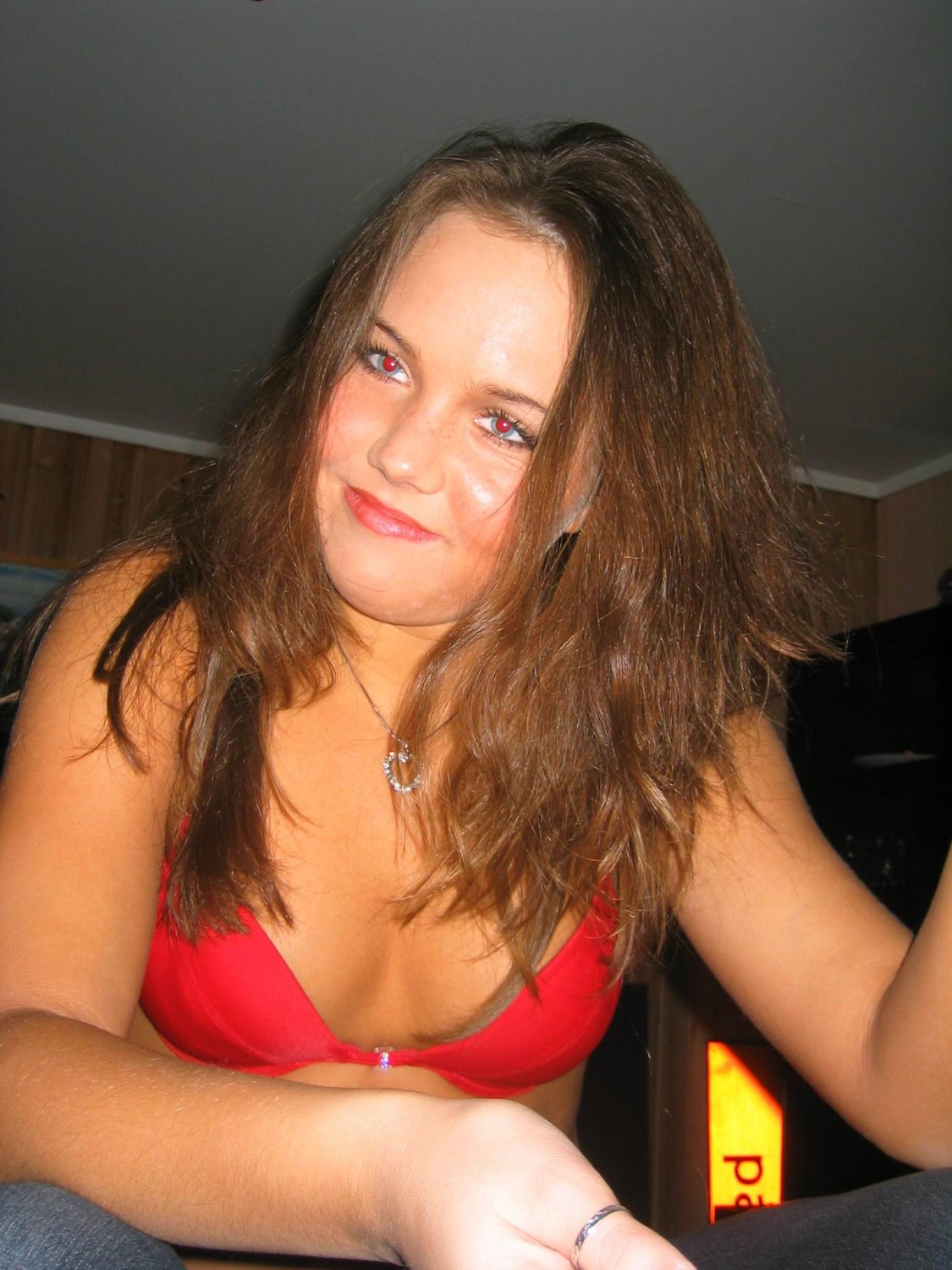 Submission Babe #j98gdgFR