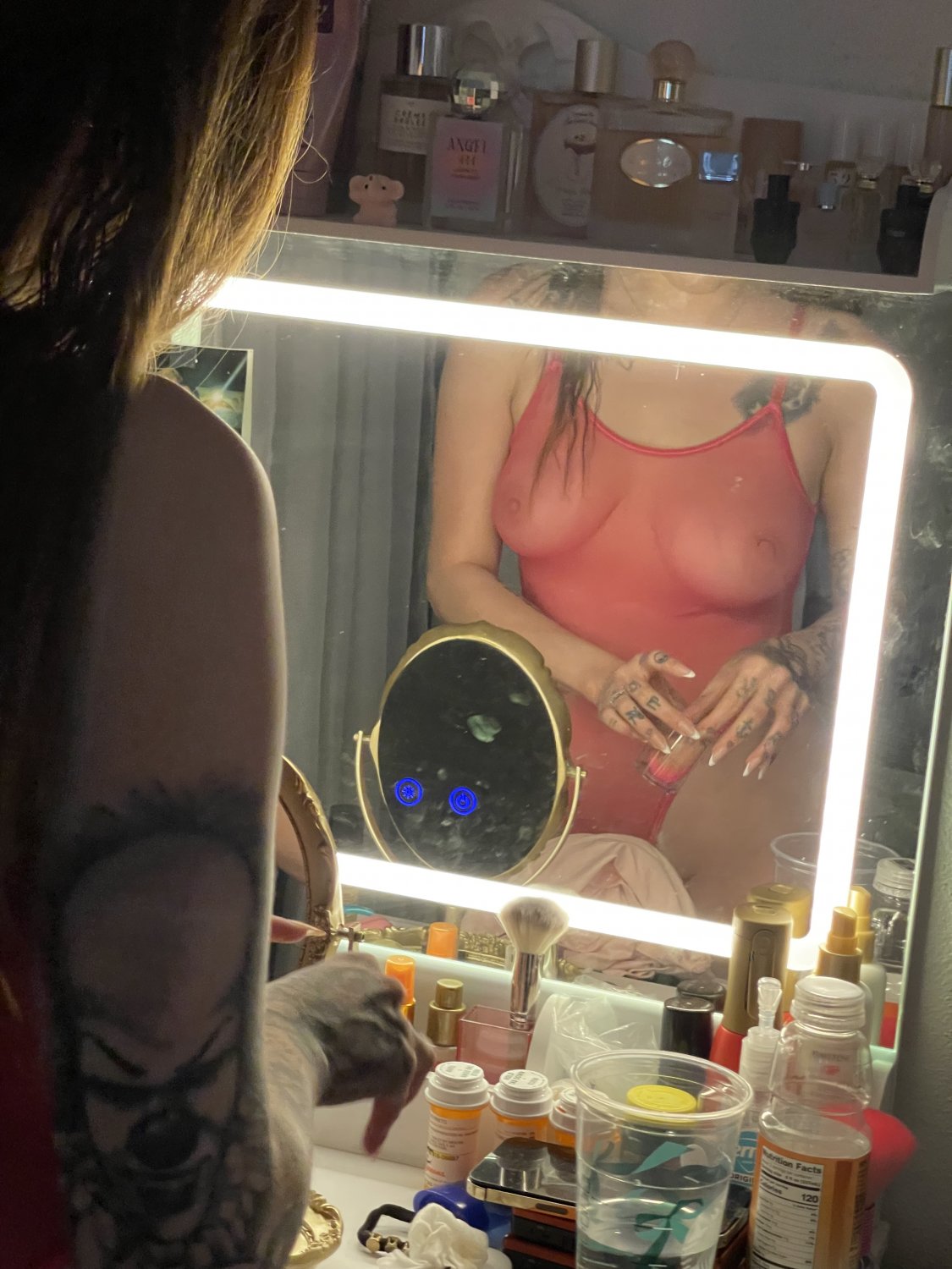 Latina gf getting ready for bull #LfFVc7Km