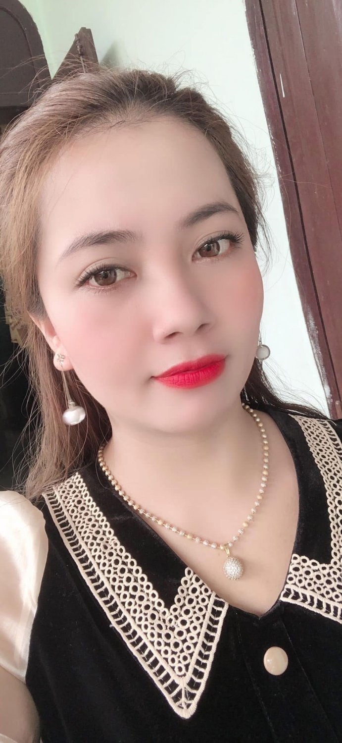 Kim Hoàn nứng lồn thèm cặc. https://www.tiktok.com/@kimhoan237?_r=1&_t=ZS-93HFB3o2zsS #cF4oFDCs